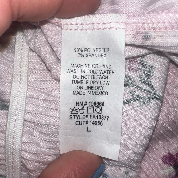 NWT Short Sleeve Light Pink Floral Ribbed Off Shoulder Blouse Size Large - Picture 10 of 10